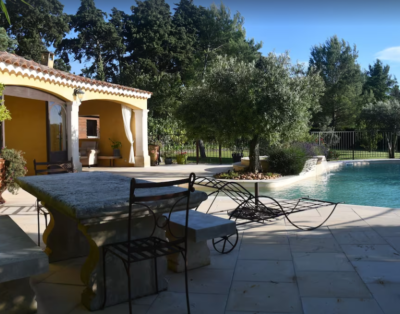 Gîte de provence jacuzzi