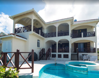 5 Bedroom ocean front villa fantastic views, Pool overlooking cliff